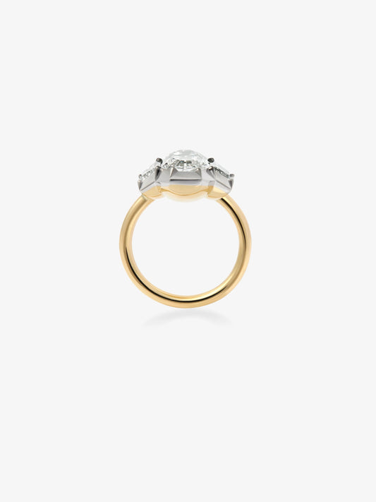 5.33ct Three-Stone Diamond Ring