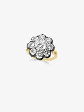 Chubby Daisy Diamond Halo Ring