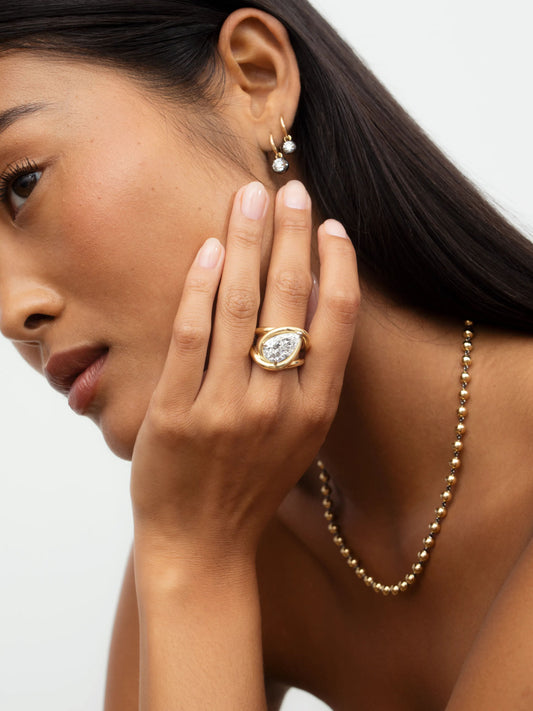 Twisted Gold Pear-Shaped Diamond Ring