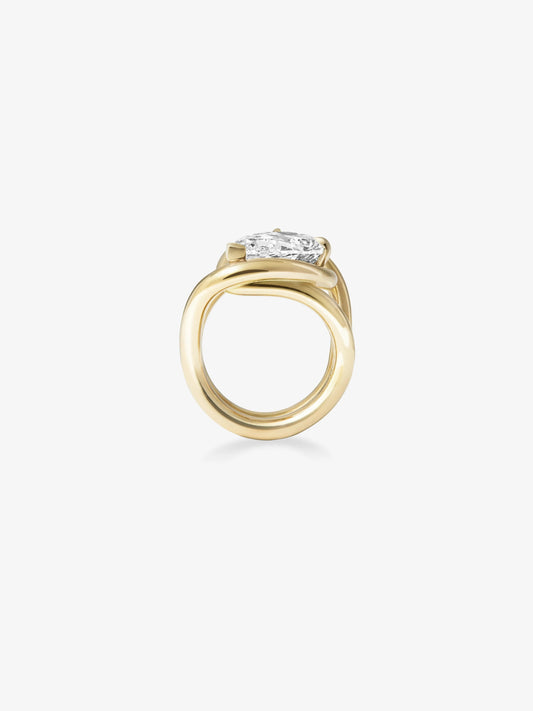 Twisted Gold Pear-Shaped Diamond Ring View 4