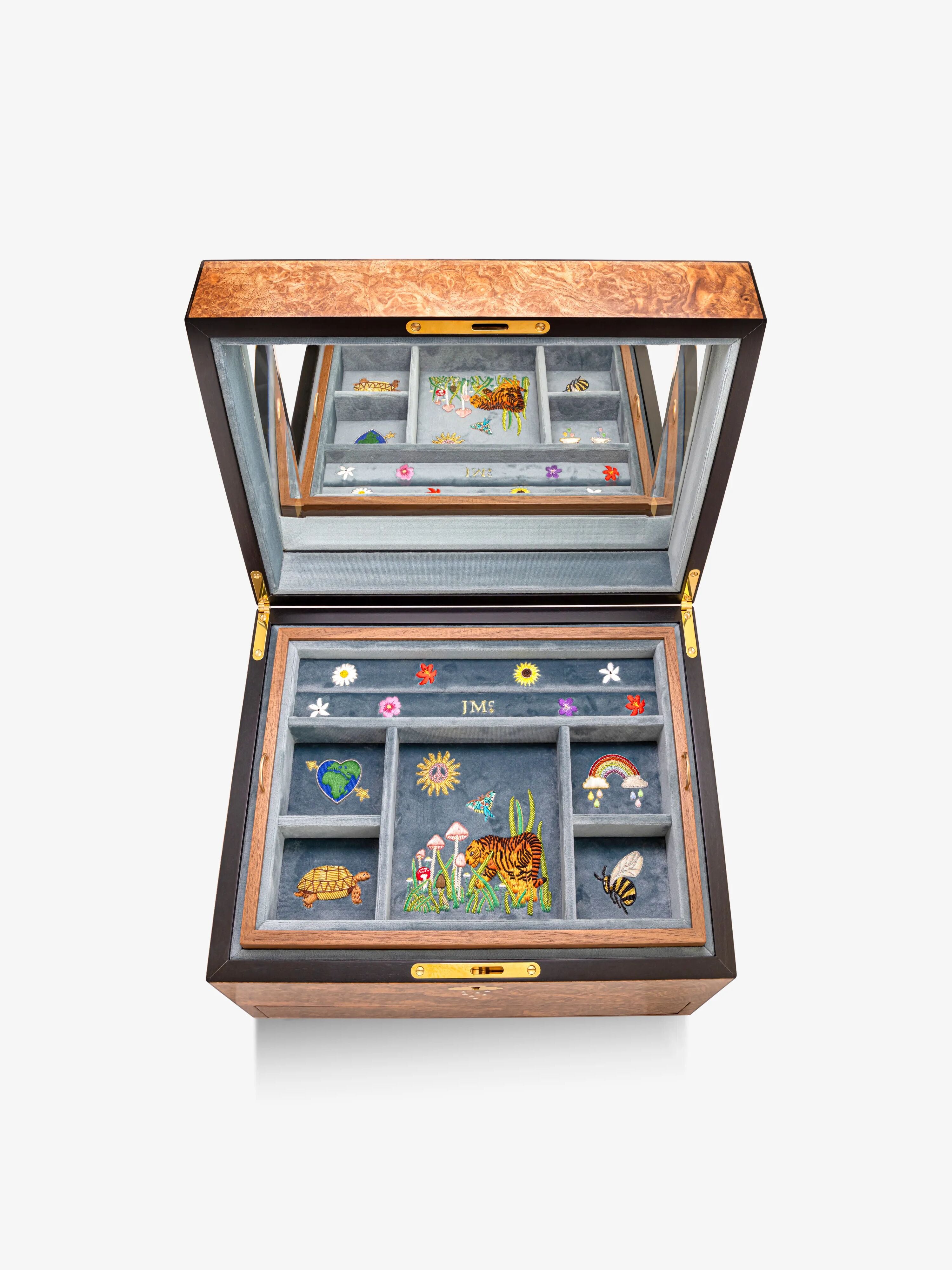 NEW online Heirloom Jewelry Box